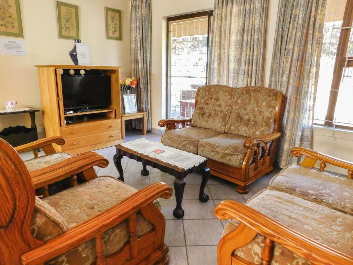 Mama Mia Cottages Oslo Beach Port Shepstone Exterior foto