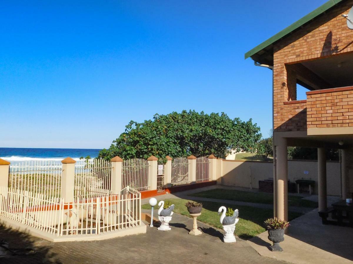 Mama Mia Cottages Oslo Beach Port Shepstone Exterior foto