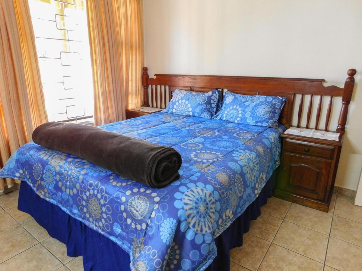 Mama Mia Cottages Oslo Beach Port Shepstone Exterior foto